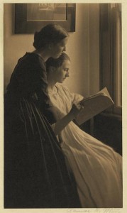 The readers (Letitia Felix and Ada Follett), Newark, Ohio